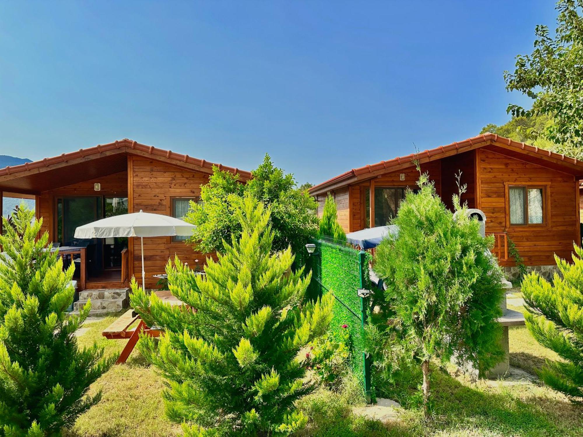 Hurmalik Apart Evleri-Very Close To The Sea Large Garden Bungalow With Barbecue And Swing Karaoz Exteriör bild