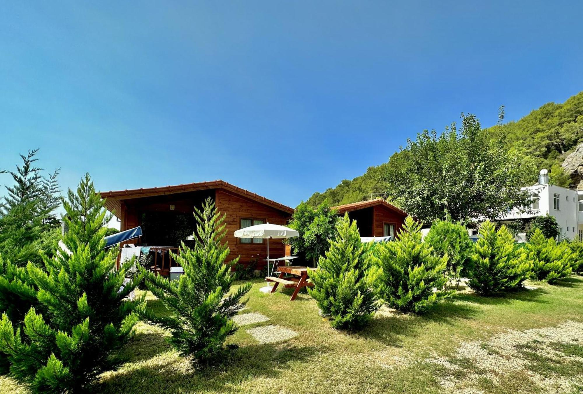 Hurmalik Apart Evleri-Very Close To The Sea Large Garden Bungalow With Barbecue And Swing Karaoz Exteriör bild