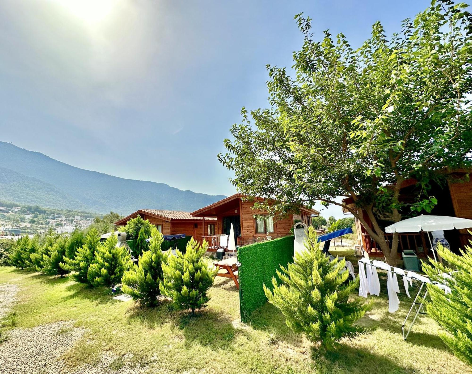 Hurmalik Apart Evleri-Very Close To The Sea Large Garden Bungalow With Barbecue And Swing Karaoz Exteriör bild